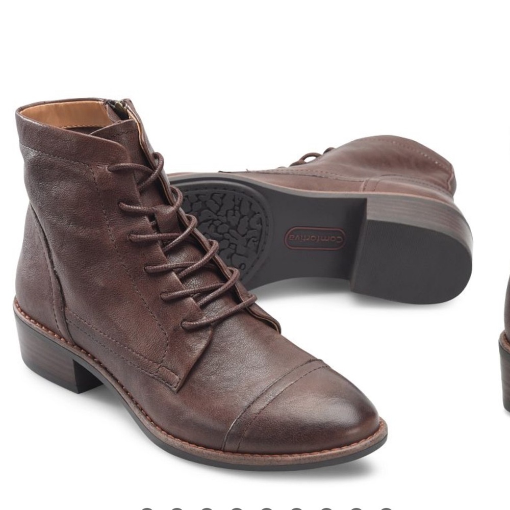 WOMEN’s COMFORTIVA CORDIA BOOTS